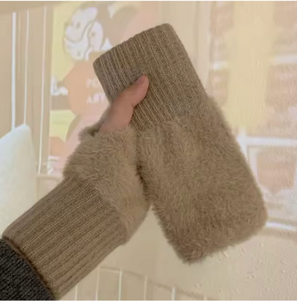 Luxury Plush Half-Finger Gloves™