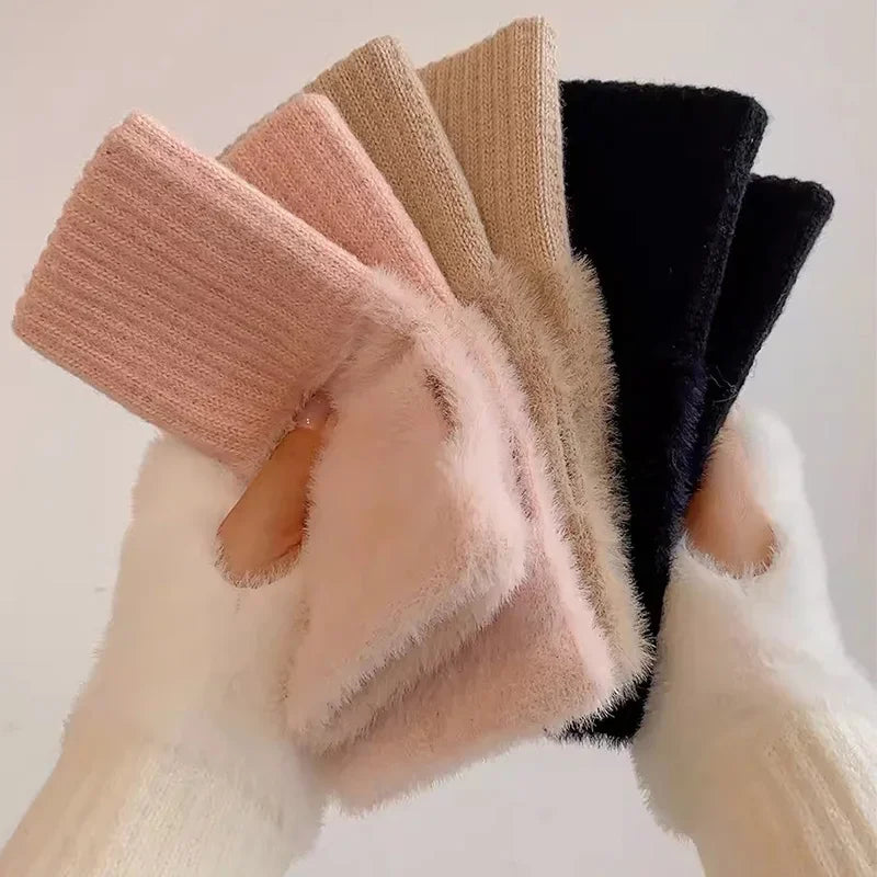 Luxury Plush Half-Finger Gloves™