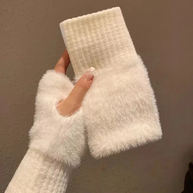 Luxury Plush Half-Finger Gloves™