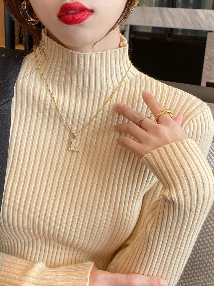 Chic Comfort Turtleneck Sweater™