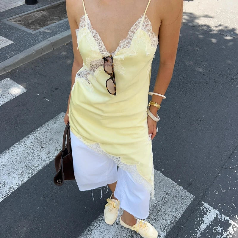 Floral Lace Satin High Low Top™