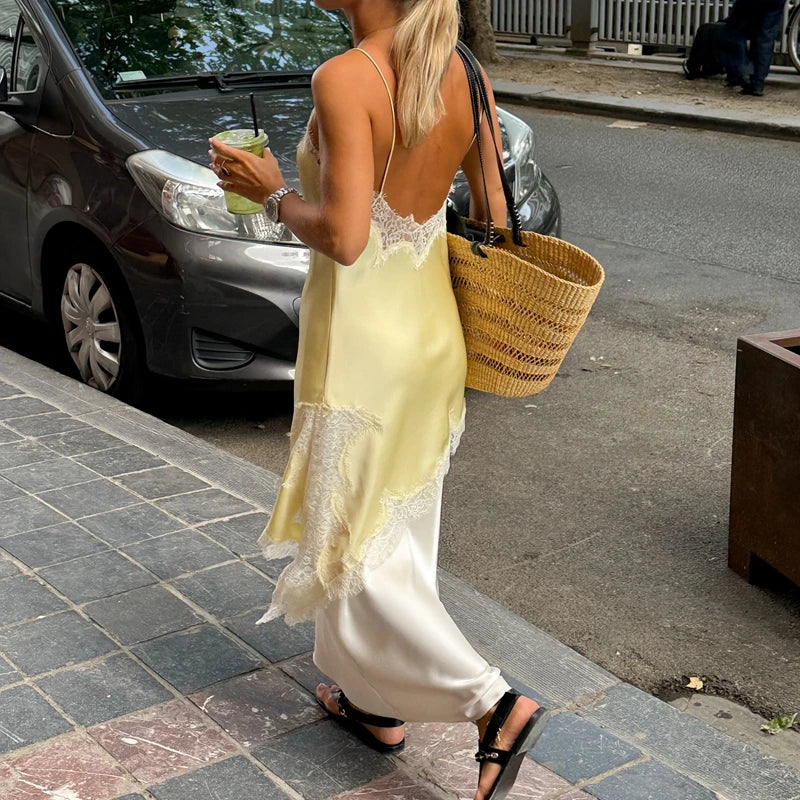 Floral Lace Satin High Low Top™