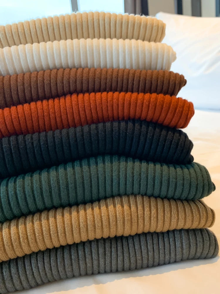 Chic Comfort Turtleneck Sweater™