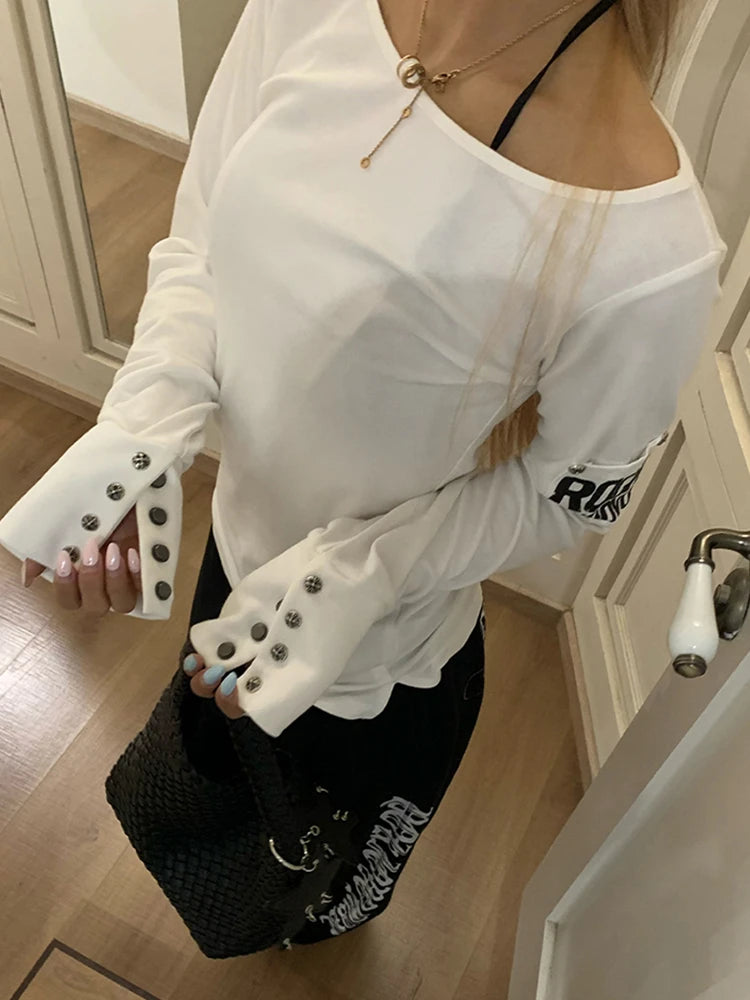 Retro Graphic Long Sleeve Tee™