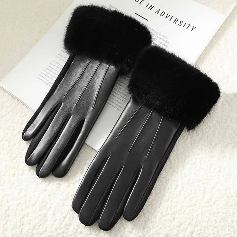 Elegant Touchscreen Winter Gloves™